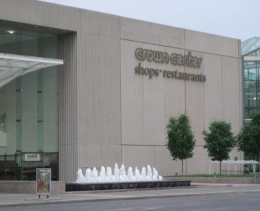 Is Union Station connected to Crown Center?