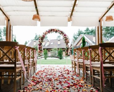 Is a backyard wedding tacky?