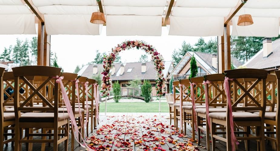 Is a backyard wedding tacky?