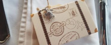 Is it OK to not have wedding favors?