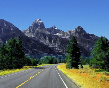 Is it worth driving through Grand Teton?