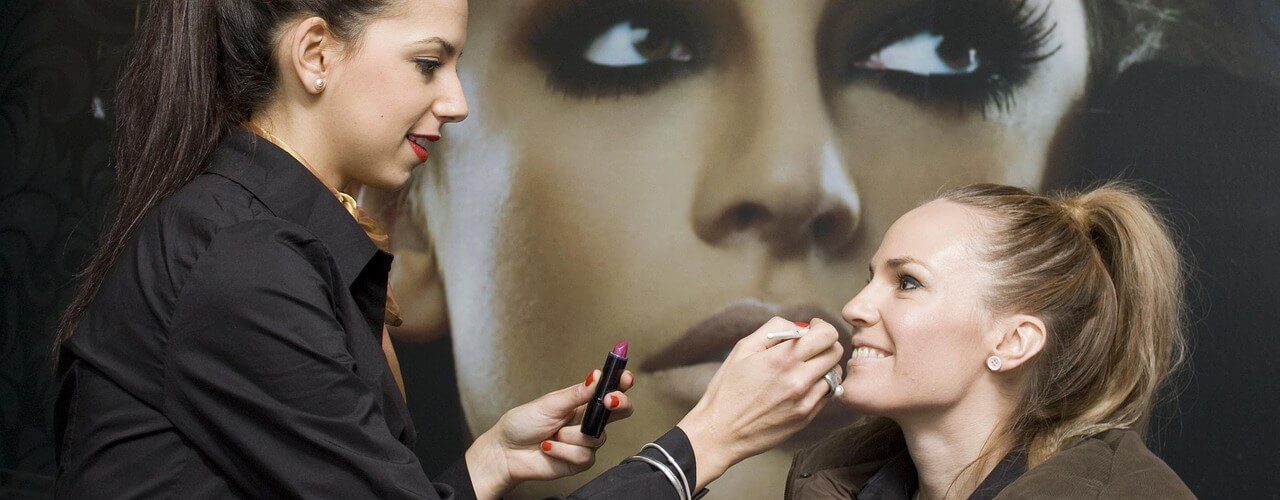 Is makeup artist a good career?