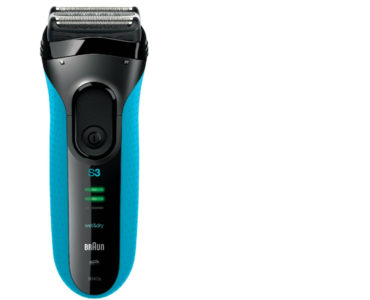 Is there an electric shaver that shaves as close as a blade?