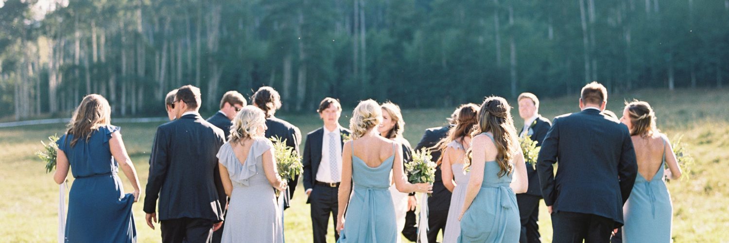 Should siblings be in wedding party?