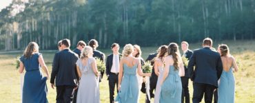 Should siblings be in wedding party?