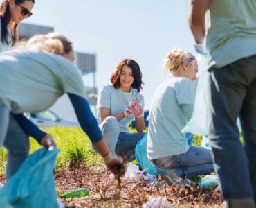 What are good ways to give back to the community?