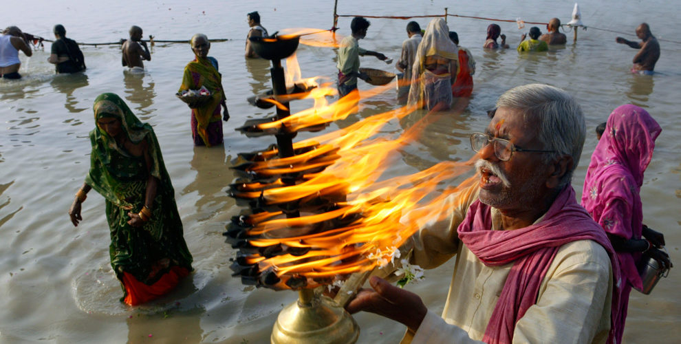 What are the three main Hindu rituals?