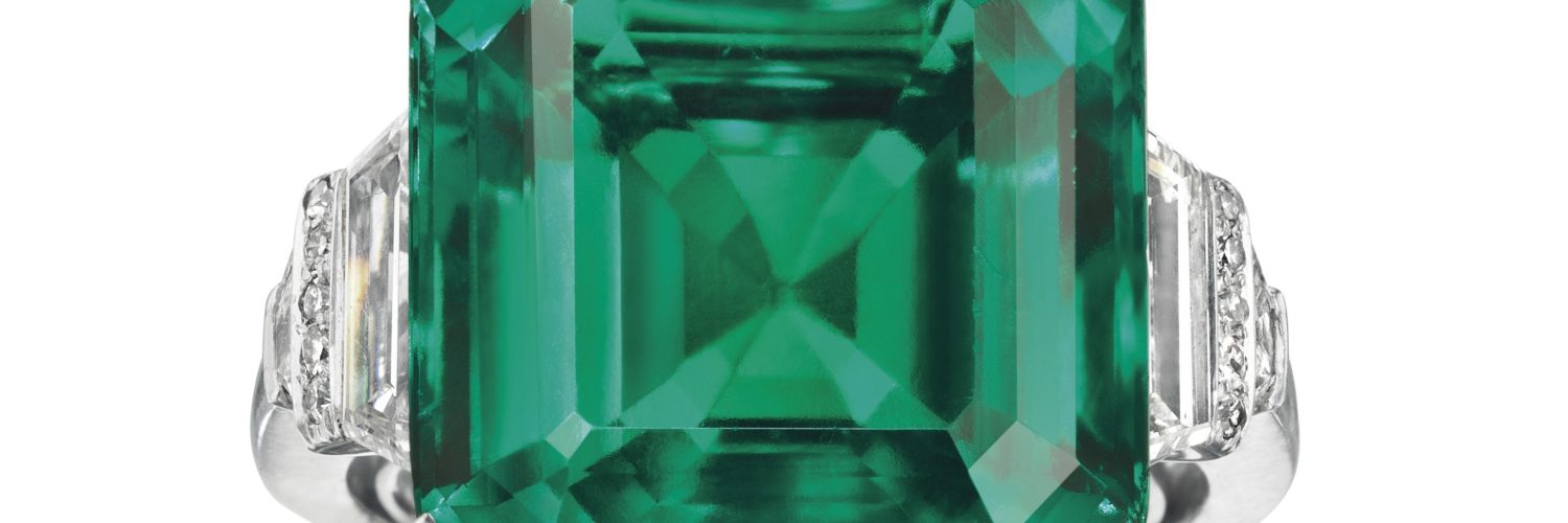 What color emerald is most expensive?