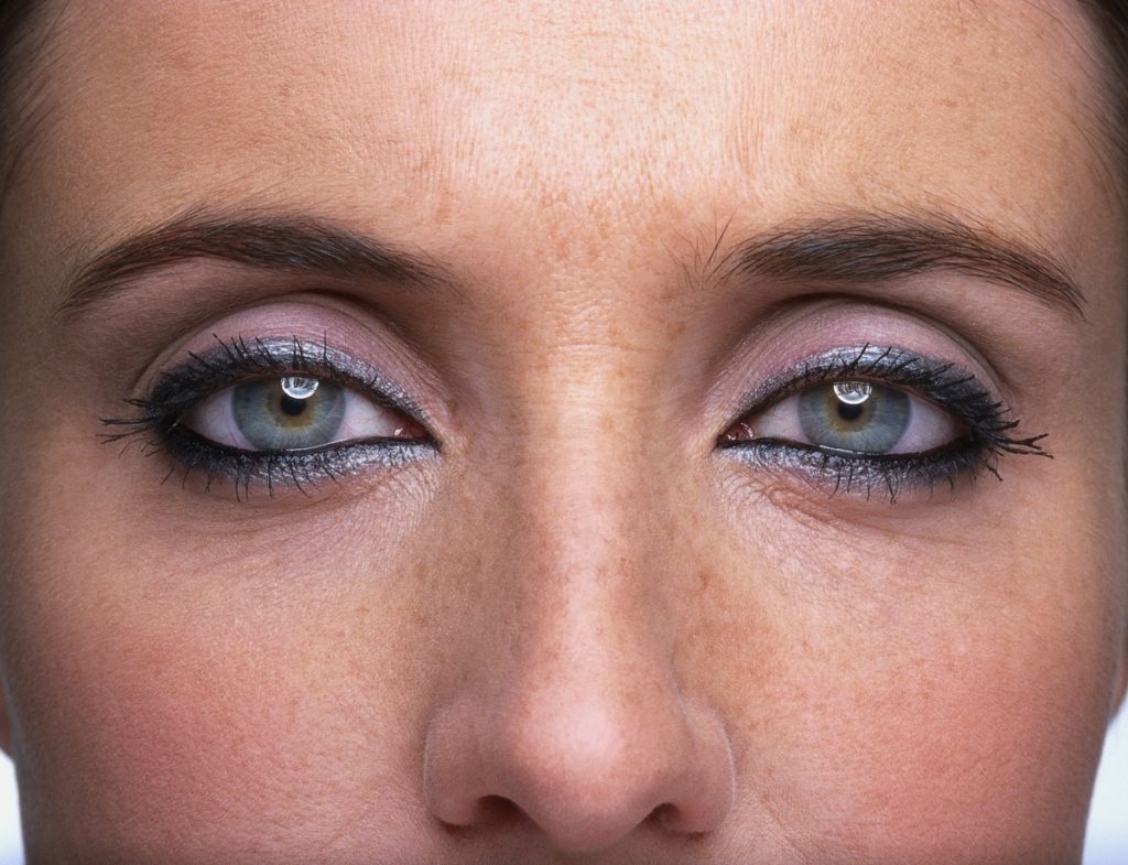 What color eyeliner is best for blue GREY eyes?