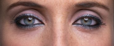 What color eyeliner is best for blue GREY eyes?