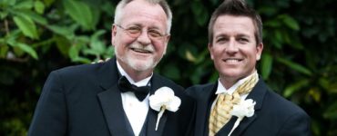 What color suit should father of the groom wear?
