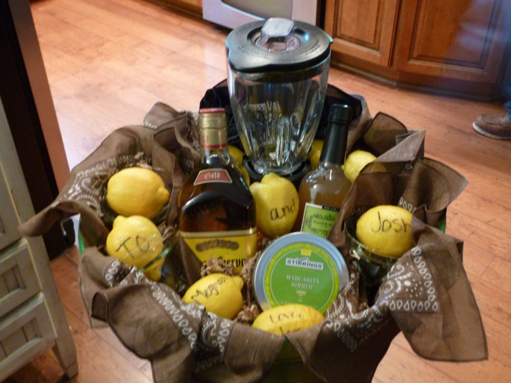 What do you put in a margarita gift basket?