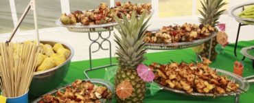 What do you serve at a tiki party?