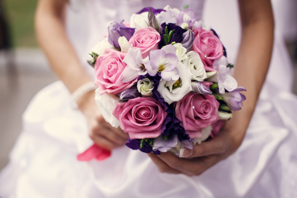 What flowers should not be in a wedding bouquet?