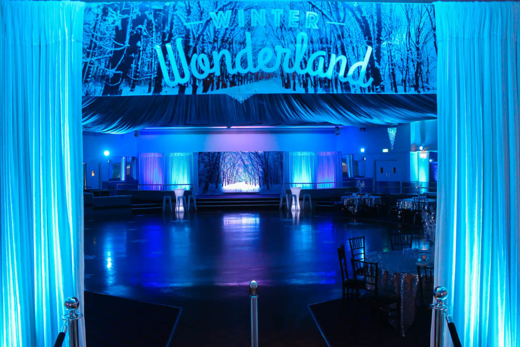 What is Winter Wonderland theme?