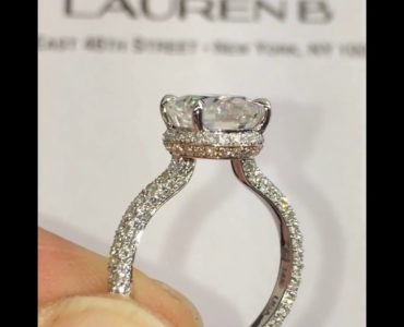 What is hidden halo engagement ring?
