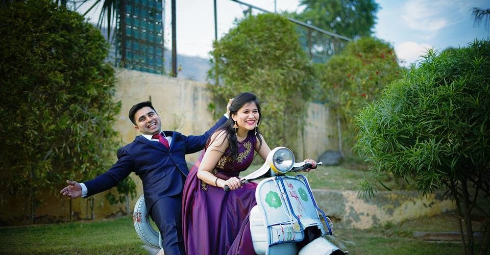 What is included in pre wedding shoot?