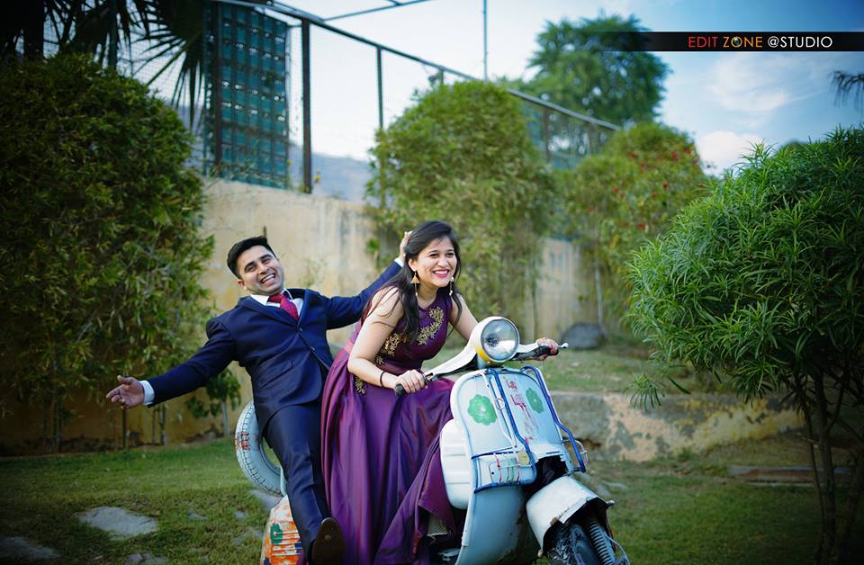 What is included in pre wedding shoot?