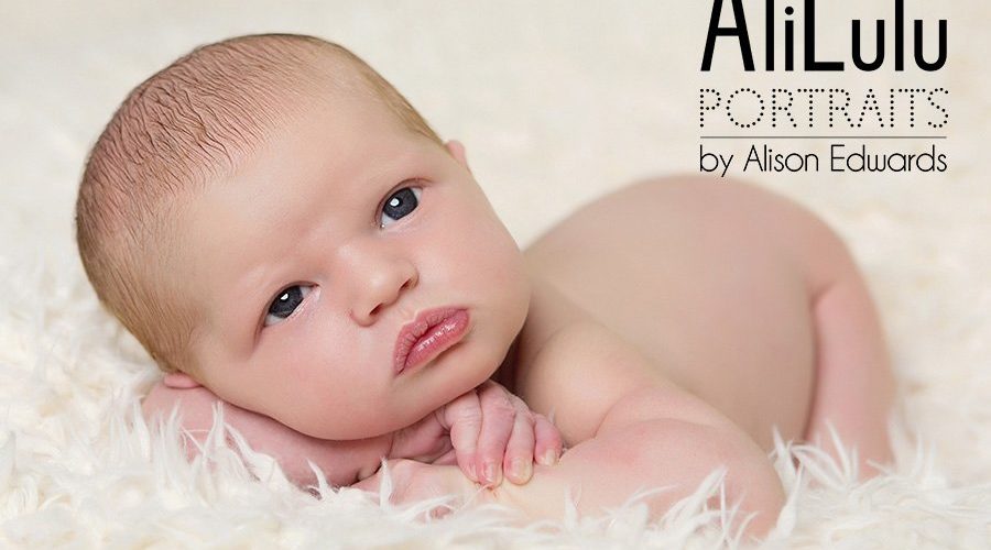 What is the best age for newborn photos?