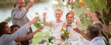What is the cheapest day to have a wedding?