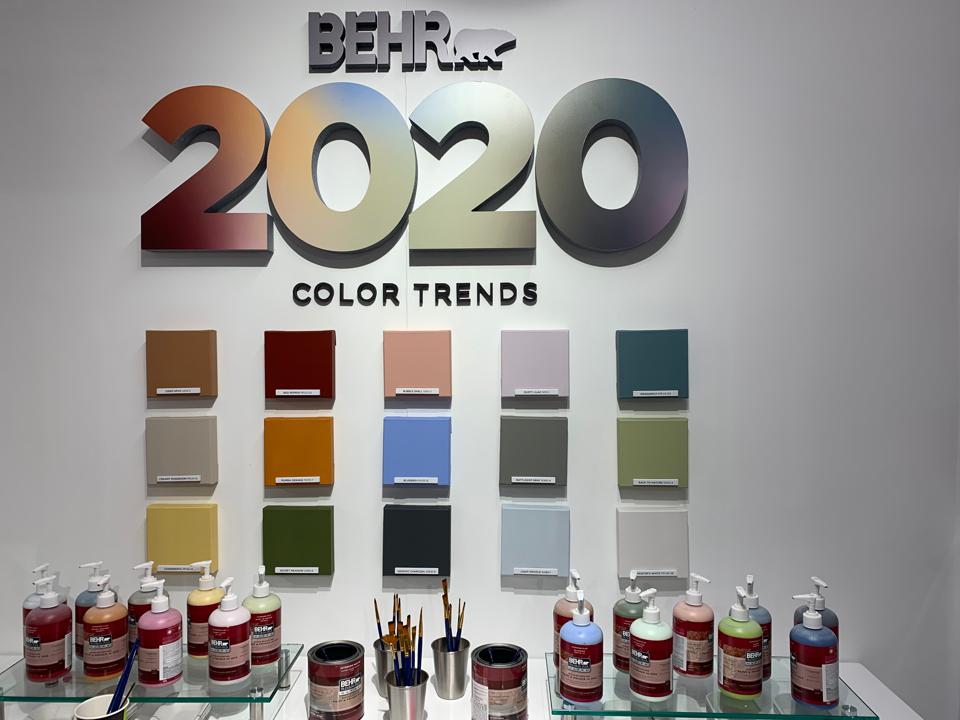 What is the color theme for 2020?