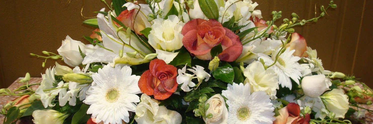 What is the flower for the 50th wedding anniversary?