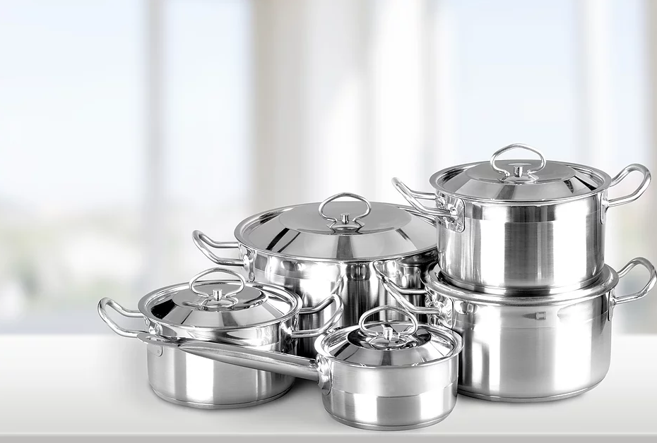 What is the least toxic cookware?