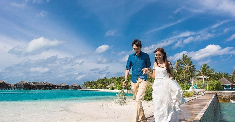 What is the number 1 honeymoon destination?