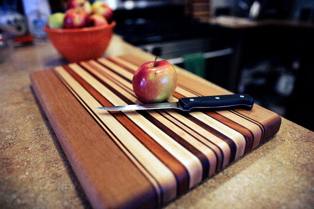 What kind of cutting board do chefs use?