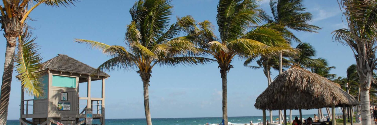What major city is Deerfield Beach Florida close to?