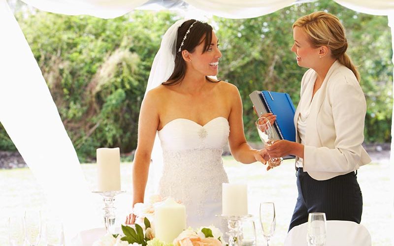 What skills does a wedding planner need?