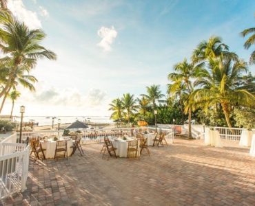 What's the best month to get married in Florida?