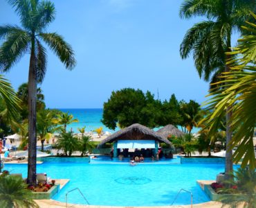Which Couples Resort in Jamaica is the best?