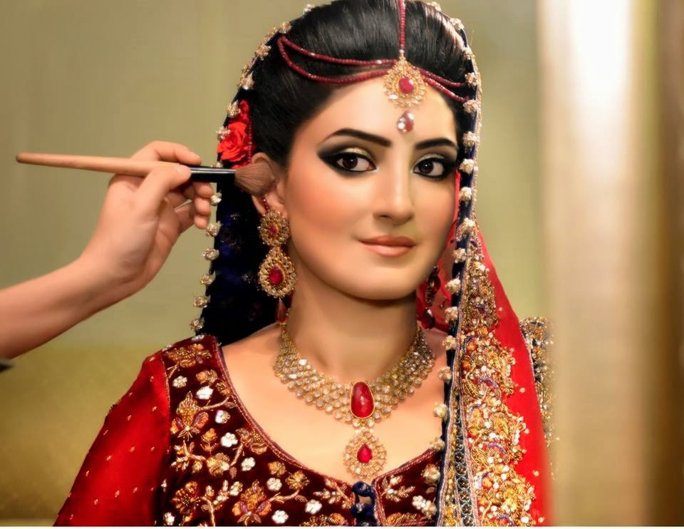 Which is best bridal makeup?