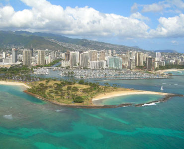 Which island has Honolulu?