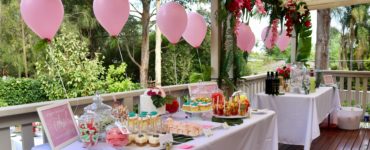 Who pays for what at a bridal shower?