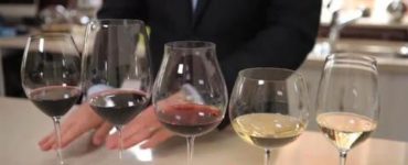 Why are wine glasses so thin?