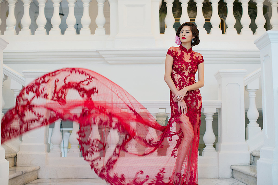 Why do Chinese brides wear red?