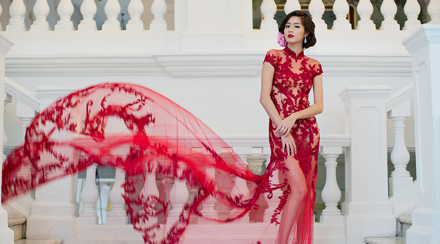 Why do Chinese brides wear red?